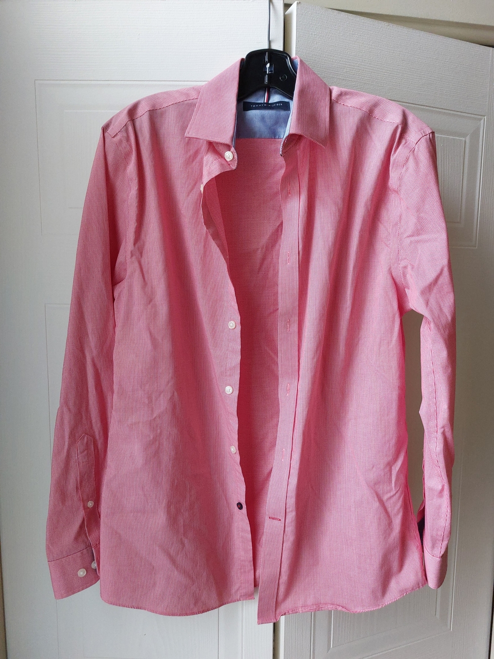 Tommy Hilfiger Preppy Long-Sleeve Button-Down Dress Shirt